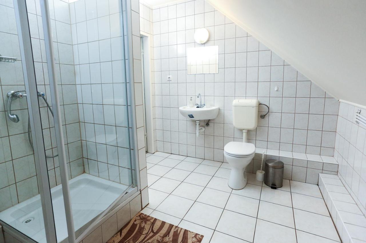 Gardi Apartman Szekszard Exterior photo